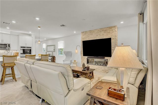 1583 Pacific Baza Street, Las Vegas, NV 89138