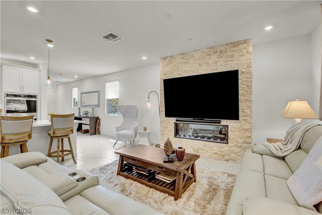 1583 Pacific Baza Street, Las Vegas, NV 89138