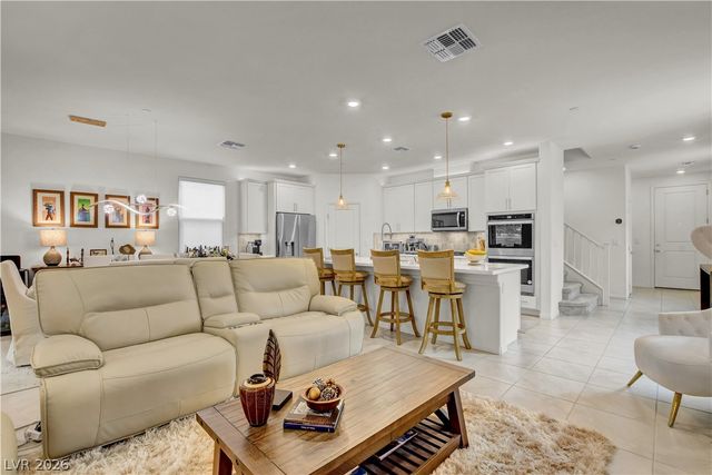 1583 Pacific Baza Street, Las Vegas, NV 89138