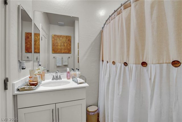 1583 Pacific Baza Street, Las Vegas, NV 89138