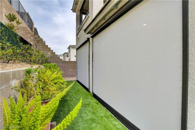 1583 Pacific Baza Street, Las Vegas, NV 89138