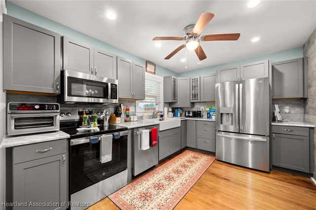 1961 Lakeview Drive, Sebring, FL 33870