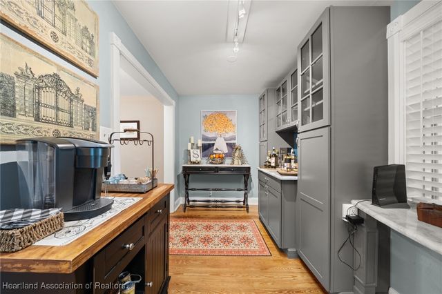 1961 Lakeview Drive, Sebring, FL 33870