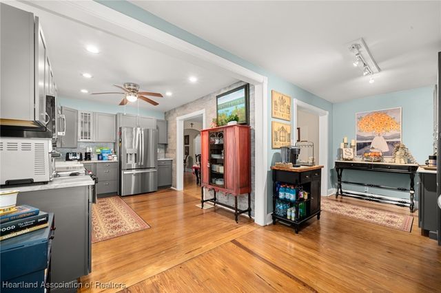 1961 Lakeview Drive, Sebring, FL 33870