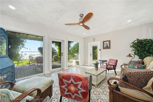 1961 Lakeview Drive, Sebring, FL 33870