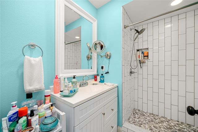 1961 Lakeview Drive, Sebring, FL 33870