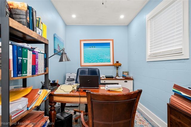 1961 Lakeview Drive, Sebring, FL 33870