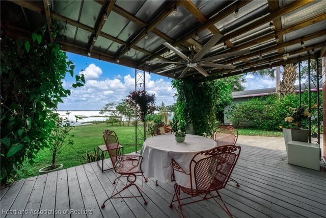 1961 Lakeview Drive, Sebring, FL 33870