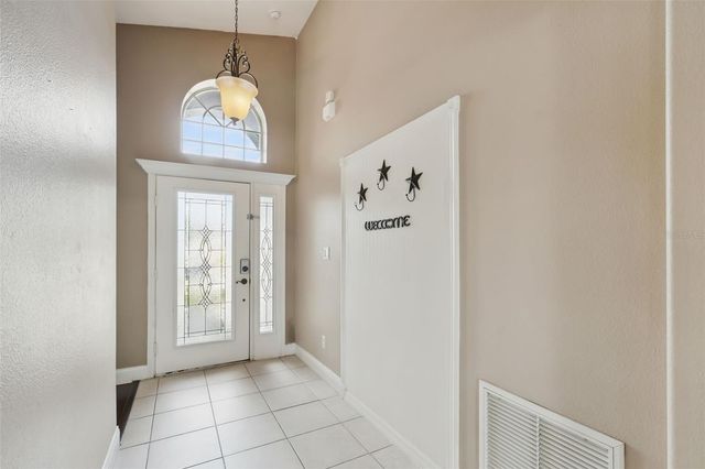 1581 SILHOUETTE DRIVE, Clermont, FL 34711