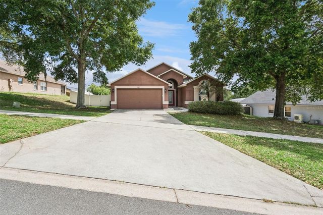 1581 SILHOUETTE DRIVE, Clermont, FL 34711