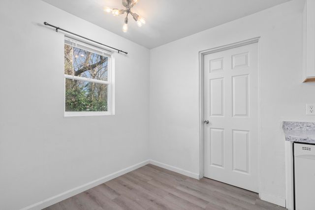 1710 W Belmont Street, Springfield, MO 65802