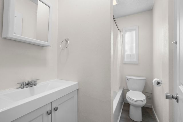 1710 W Belmont Street, Springfield, MO 65802