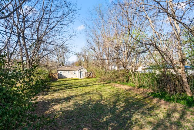 1710 W Belmont Street, Springfield, MO 65802