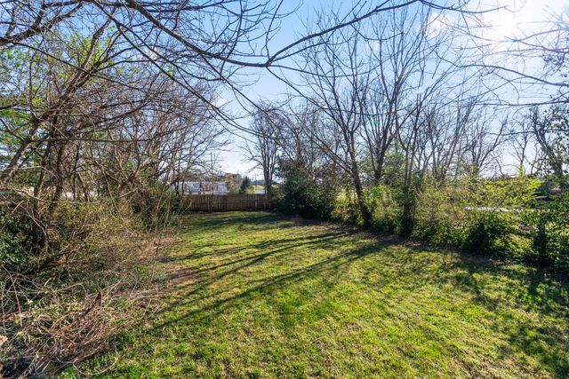 1710 W Belmont Street, Springfield, MO 65802