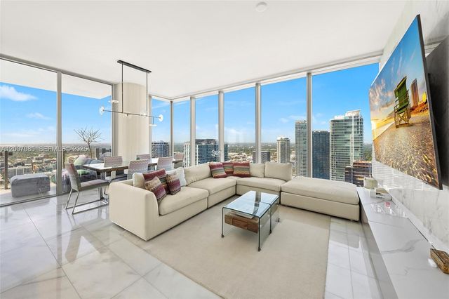 700 NE 26th Ter 4206, Miami, FL 33137