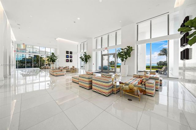 700 NE 26th Ter 4206, Miami, FL 33137