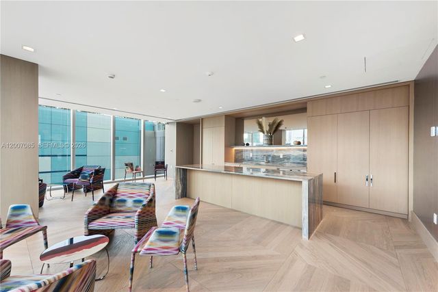 700 NE 26th Ter 4206, Miami, FL 33137