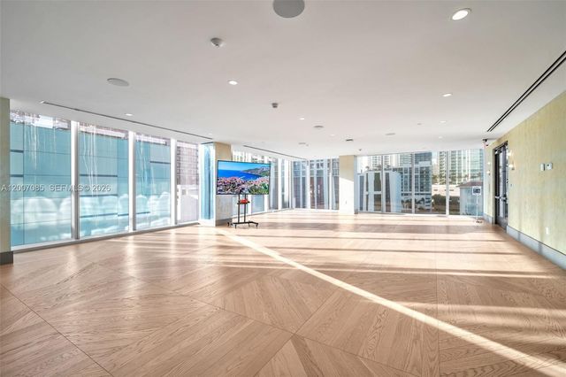 700 NE 26th Ter 4206, Miami, FL 33137