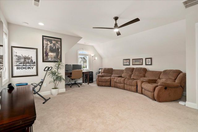 1669 Villa Medici Pass, Lexington, KY 40509