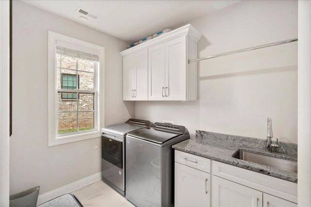 1669 Villa Medici Pass, Lexington, KY 40509