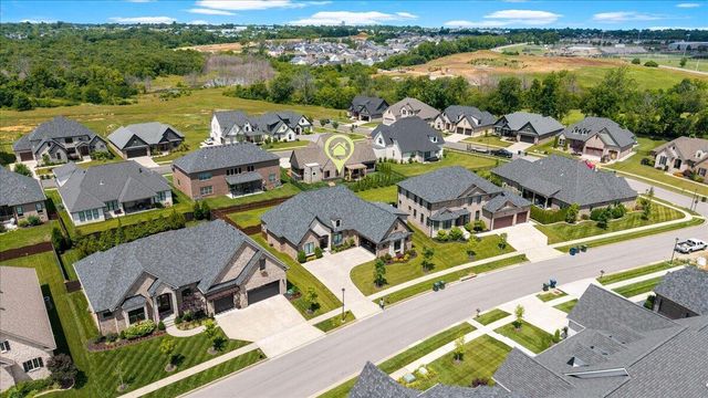1669 Villa Medici Pass, Lexington, KY 40509