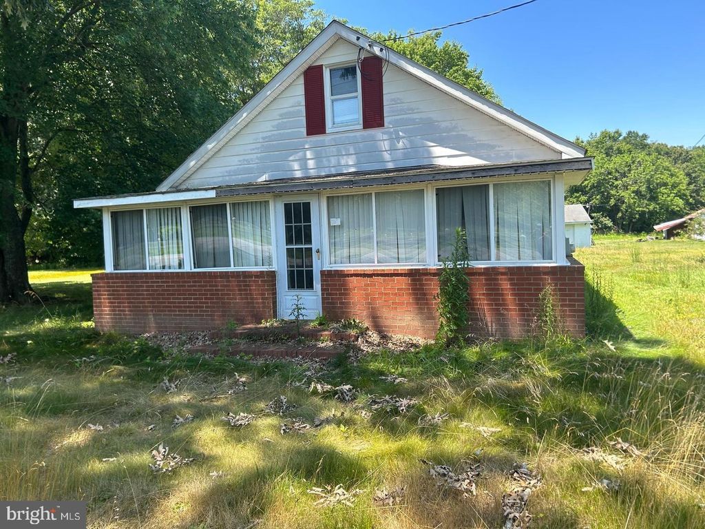 22323 COLTON POINT RD, Bushwood, MD 20618