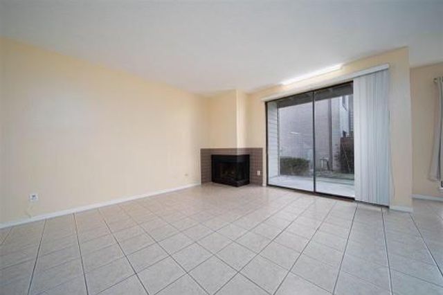 8293 Sands Point Drive 185, Houston, TX 77036