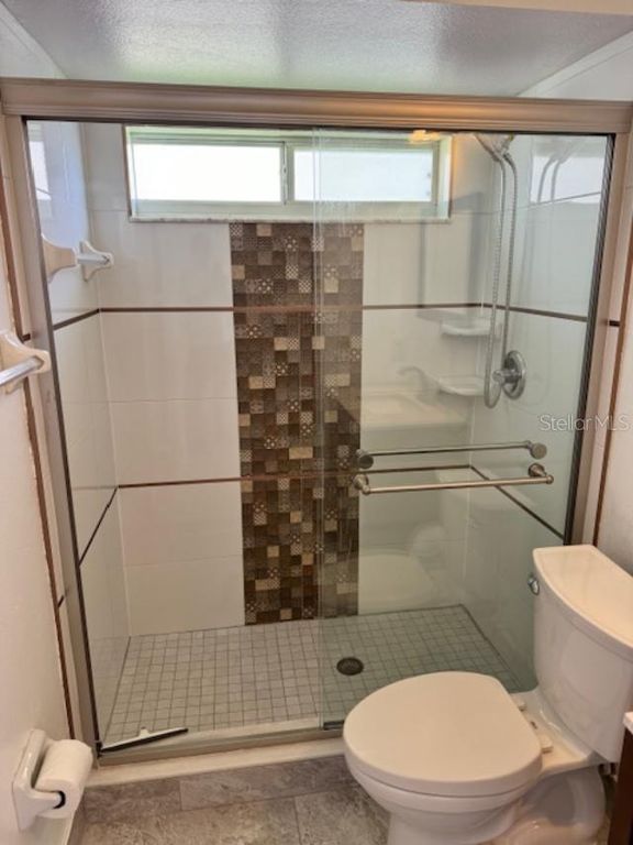 Image 18 of property listing at 1623 BRIDGEVIEW CIRCLE, Orlando, FL 32824