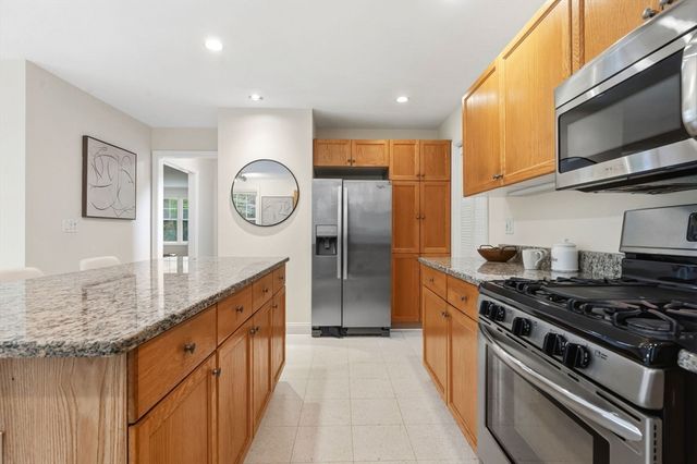 34 Pine Street 34, Newton, MA 02456