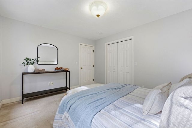 34 Pine Street 34, Newton, MA 02456