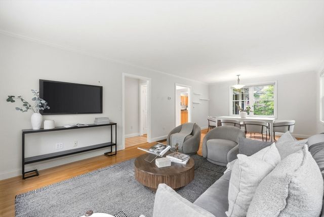 34 Pine Street 34, Newton, MA 02456