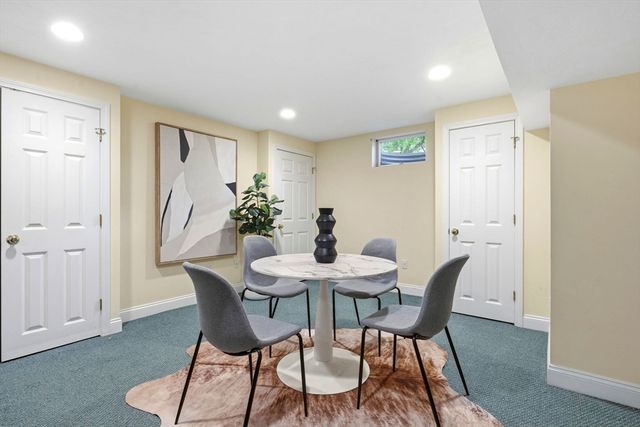 34 Pine Street 34, Newton, MA 02456