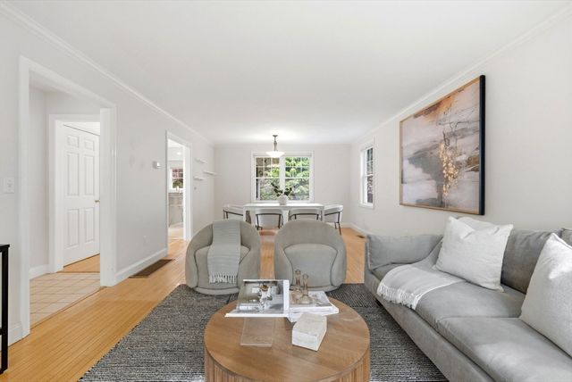34 Pine Street 34, Newton, MA 02456