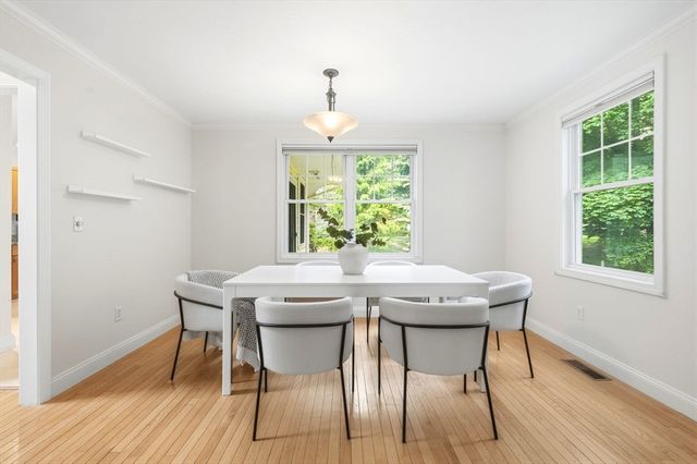 34 Pine Street 34, Newton, MA 02456