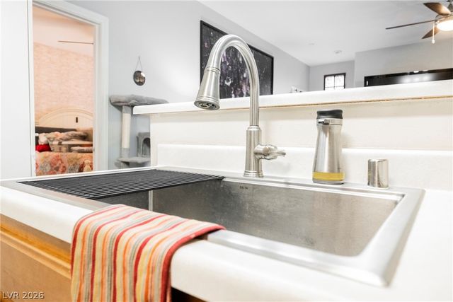 5855 Valley Drive 2050, North Las Vegas, NV 89031