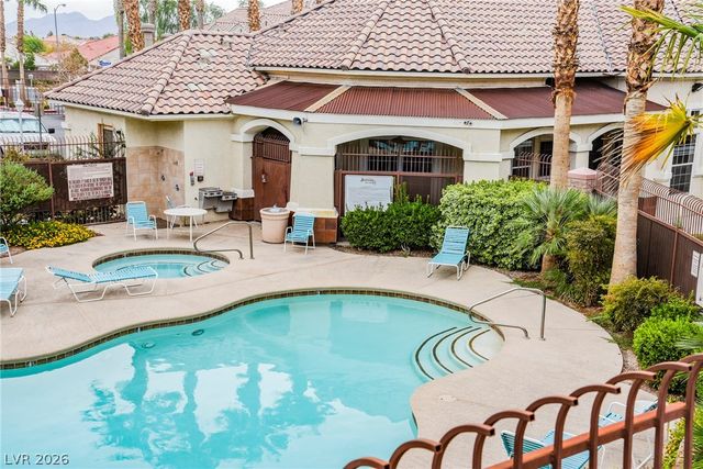 5855 Valley Drive 2050, North Las Vegas, NV 89031