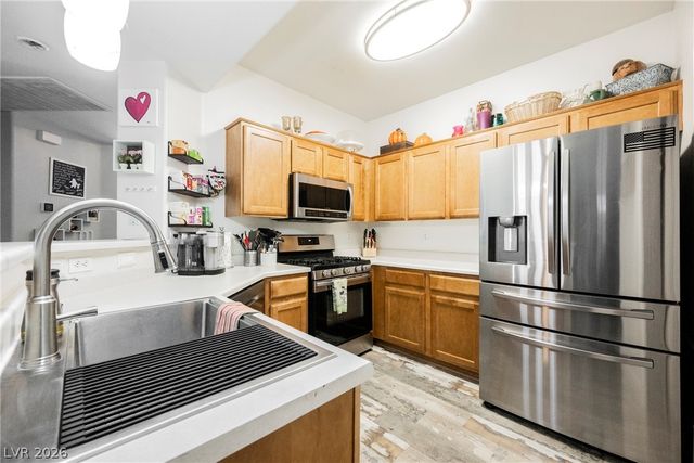 5855 Valley Drive 2050, North Las Vegas, NV 89031