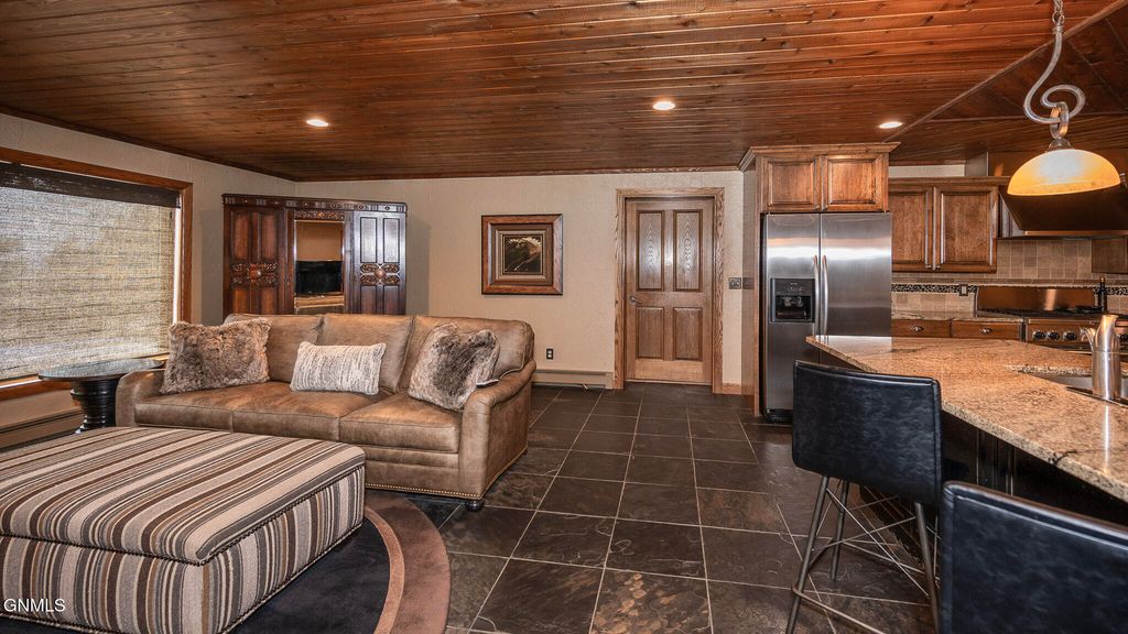 10000 76th Avenue SE, Bismarck, ND 58504 photo 11