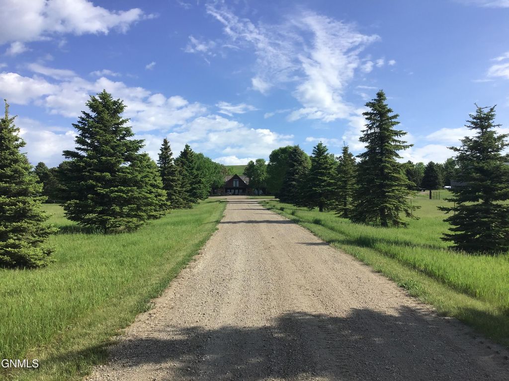 10000 76th Avenue SE, Bismarck, ND 58504 photo 78