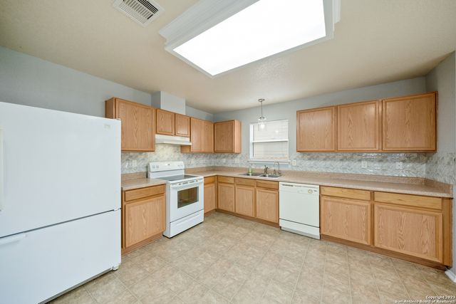 2527 BUTTERFLY BAY, San Antonio, TX 78245