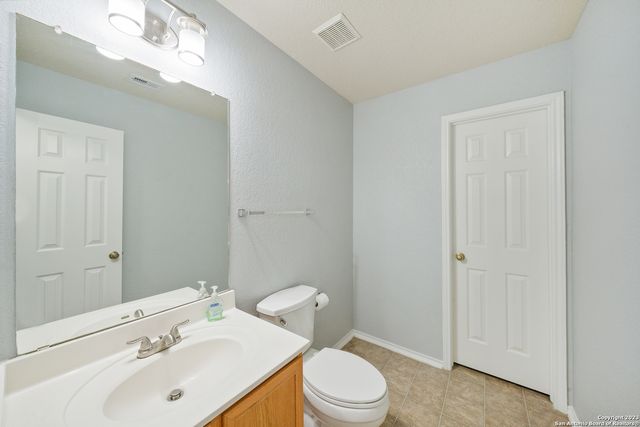 2527 BUTTERFLY BAY, San Antonio, TX 78245