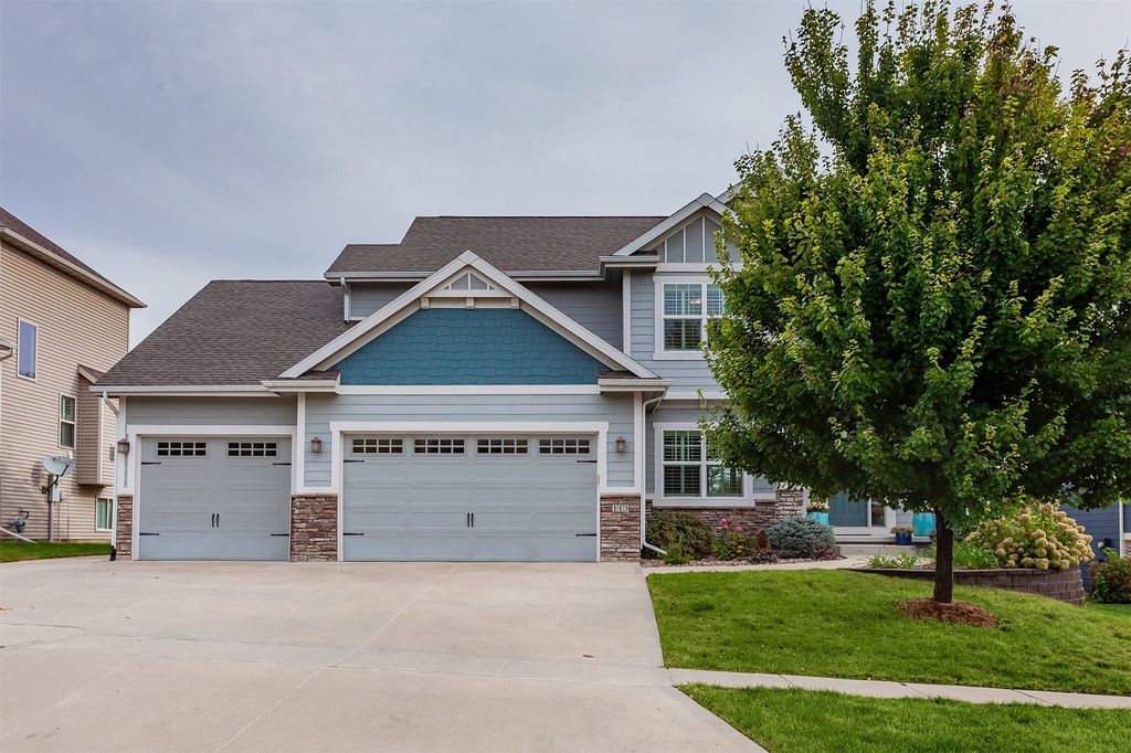113 Orchard Trail, Norwalk, IA 50211