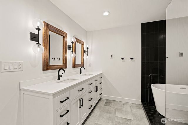 19125 94th Avenue W, Edmonds, WA 98020