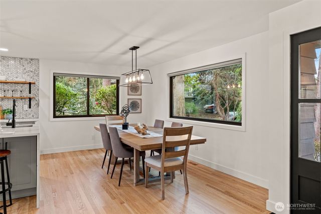 19125 94th Avenue W, Edmonds, WA 98020