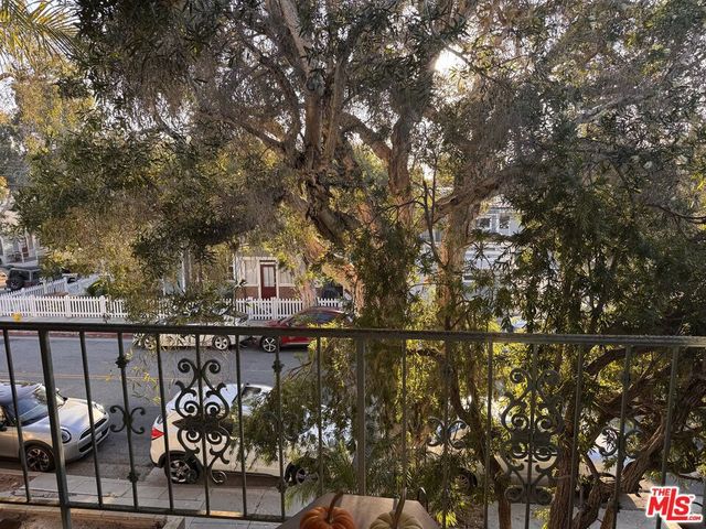 2639 6th Street, Santa Monica, CA 90405