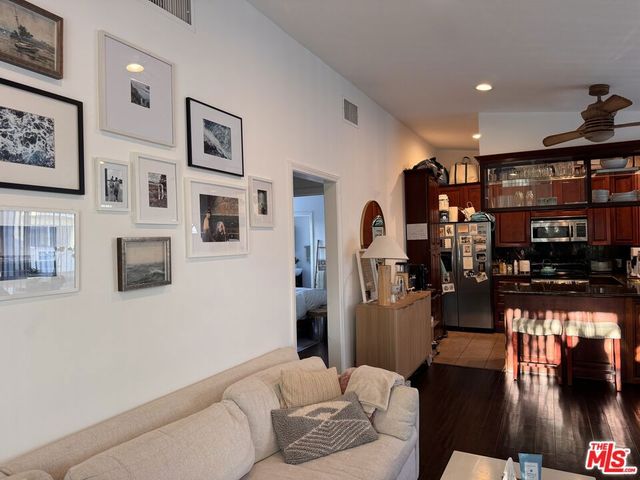 2639 6th Street, Santa Monica, CA 90405