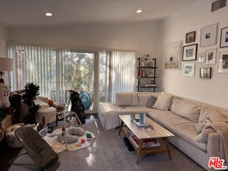2639 6th Street, Santa Monica, CA 90405