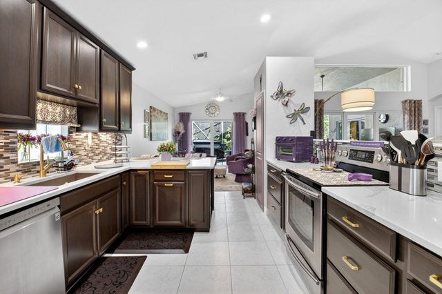 7051 Trentino Way, Boynton Beach, FL 33472