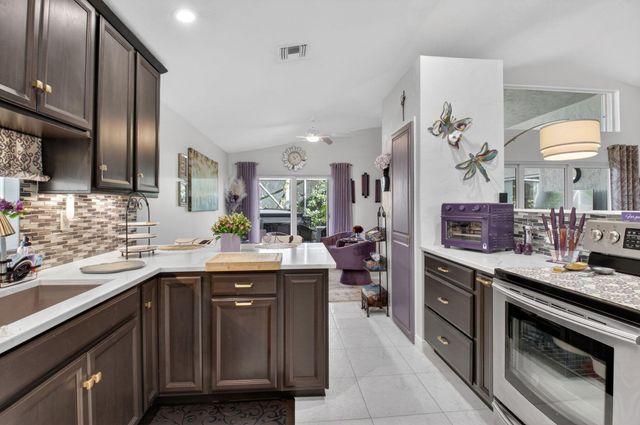 7051 Trentino Way, Boynton Beach, FL 33472