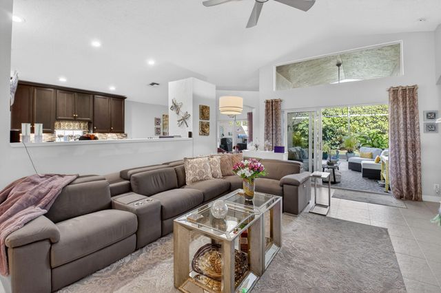 7051 Trentino Way, Boynton Beach, FL 33472